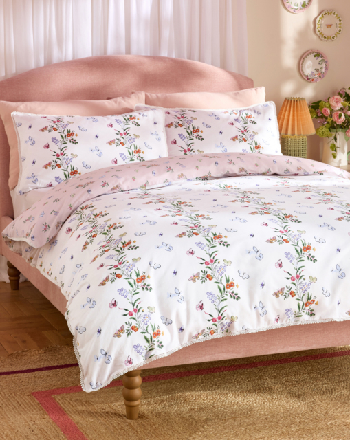 CK Flutter Floral Duvet Cover Set Pink - Cath Kidston - Size: KING - image 1