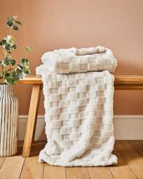 Gray & Osbourn Chequerboard Throw Cream - Gray & Osbourn - Size: 120X150 - thumbnail 1