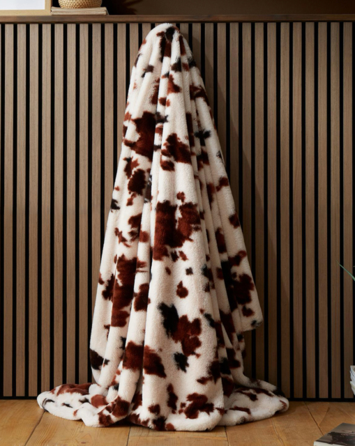 Fusion Cow Print Faux Fur Bedspread Natural - Fusion - Size: 150X200 - image 1