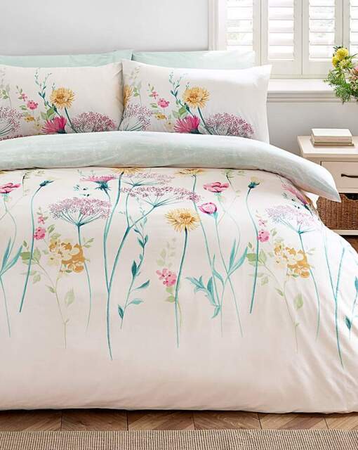 Catherine Lansfield Floral Duvet Set Bright - Catherine Lansfield - Size: KING - image 1