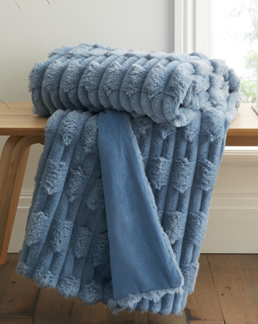 Bianca Carved Faux Fur Throw Blue - Bianca - Size: 150X200 - image 1
