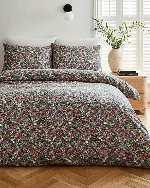 Verity Floral Duvet Cover Set Green - JD Williams - Size: DOUBLE - image 1