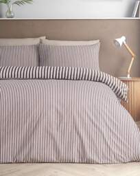 CL Epping Textured Stripe Duvet CHOC Chocolate - Catherine Lansfield - Size: KING - thumbnail 3