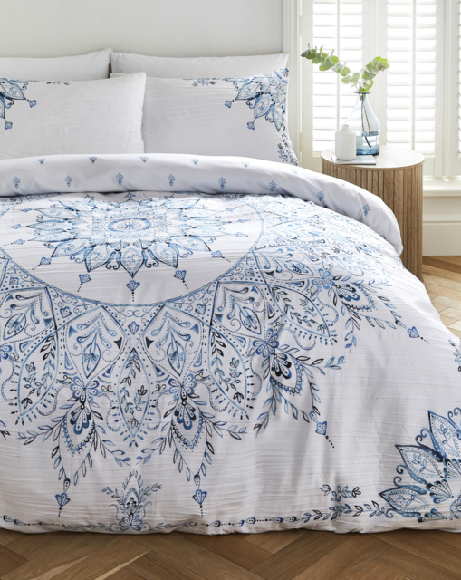 Paisley Print Crinkle Duvet Set White/Blue - JD Williams - Size: SINGLE - image 1