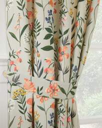 Sundour Meadow Pencil Pleat Curtains Multi - Sundour - Size: 117 x 137cm - thumbnail 4