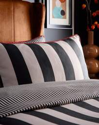 LLB Festivo Circus Stripe Duvet Set Black - Laurence Llewelyn-Bowen - Size: KING - thumbnail 3