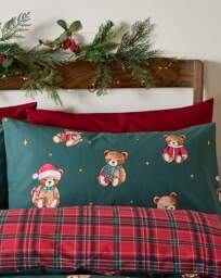 CL Xmas Tartan Teddy Bear Duvet Set Green - Catherine Lansfield - Size: SINGLE - thumbnail 4