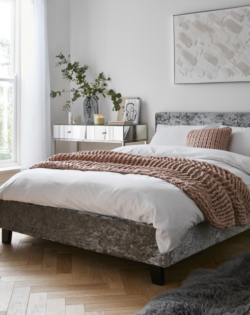 Hayden Crushed Velvet Bed Frame Silver - Essential Collection - Size: SINGLE - image 1