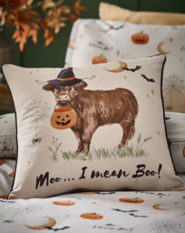 CL Halloween Highland Cow Cushion Multi - Catherine Lansfield - Size: 45X45CM
