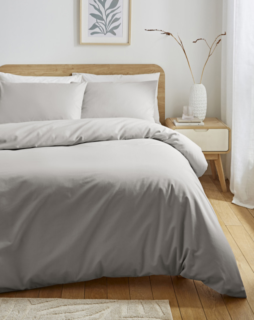 Non Iron Plain Dye Duvet Cover Grey - JD Williams - Size: KING