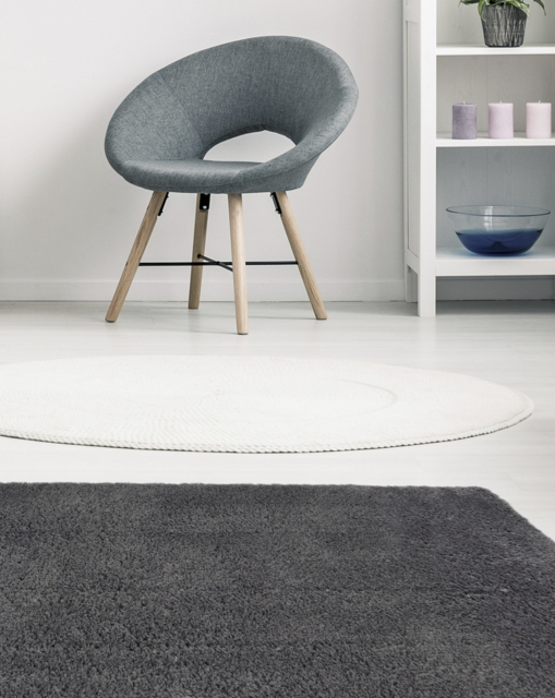 Snug Plain Shaggy Cosy Rug Anthracite - Homemaker - Size: 80X150 - image 1