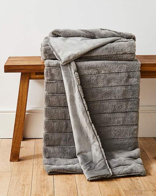 Large Ribbed Faux Fur Throw Grey - JD Williams - Size: 120X150 - image 1