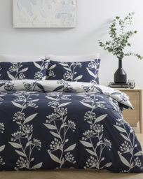 Allium Floral Navy Duvet Set White/Navy - Gray & Osbourn - Size: SINGLE