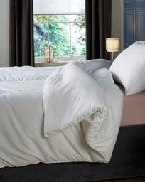 Downland Superbounce 15 Tog Duvet White - Downland - Size: KING - thumbnail 2