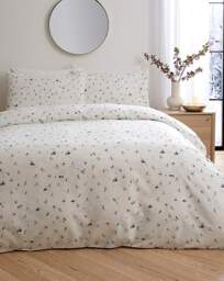 Ski Season Duvet Cover Set White - JD Williams - Size: DOUBLE - thumbnail 3