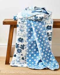 Reversible Floral Fleece Throw White/Blue - JD Williams - Size: 130X150 - thumbnail 1