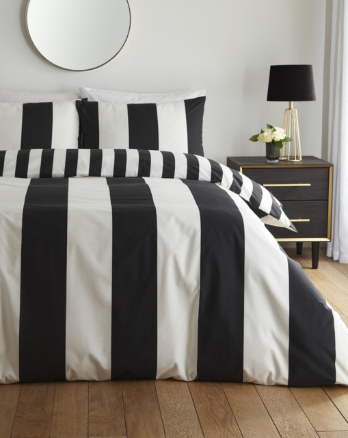 Joanna Hope Stripe Duvet Set White/Black - Joanna Hope - Size: SINGLE - image 1