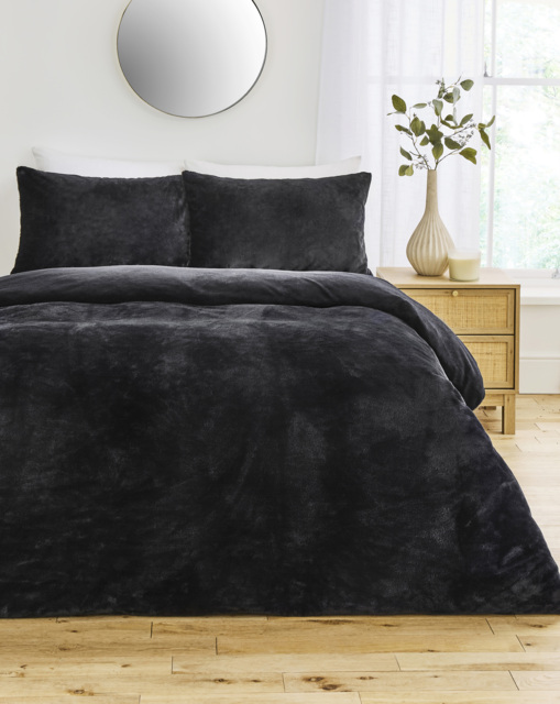 Luxe Faux Fur Duvet Cover Set Black - JD Williams - Size: KING - image 1