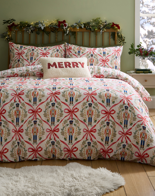 CL Xmas Nutcracker Bows Duvet Set Natural - Catherine Lansfield - Size: S KING - image 1