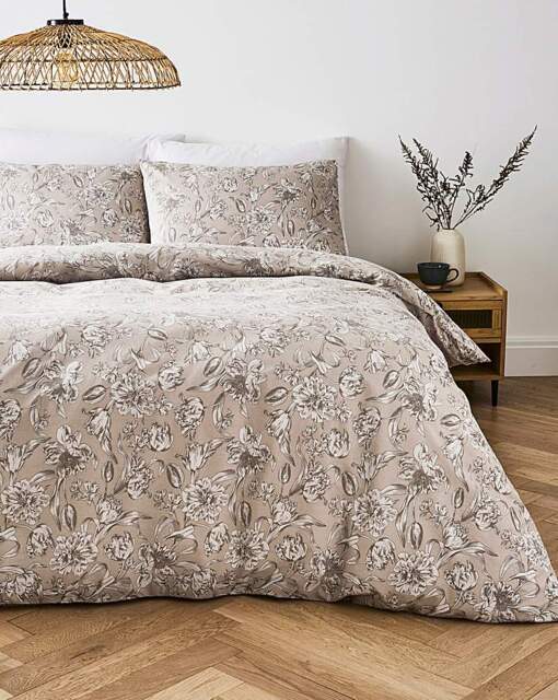 Odette Floral Duvet Set Natural - JD Williams - Size: SINGLE - image 1