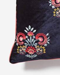 Millie Embroidered Floral Velvet Cushion Navy - At Home Collection - Size: 45X45 - thumbnail 3