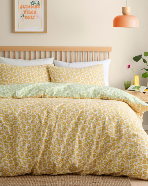 Fusion Daisy Floral Duvet Cover Set Yellow - Fusion - Size: S KING - image 1