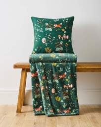 Forest Friends Fleece Throw Forest Green - JD Williams - Size: 130X150 - thumbnail 3