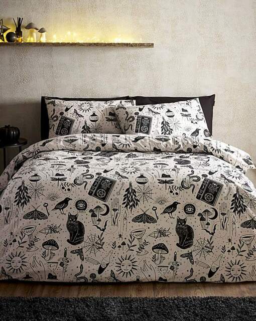 Catherine Lansfield Witchcraft Duvet Set Black/Natural - Catherine Lansfield - Size: SINGLE - image 1
