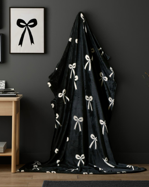 Fusion Bows Throw Monochrome - Fusion - Size: 120X150
