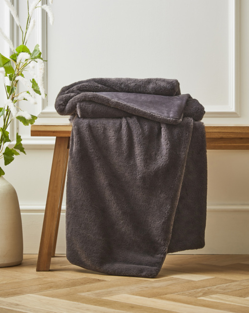 Soft Faux Fur Throw Charcoal - At Home Collection - Size: 120X150 - image 1
