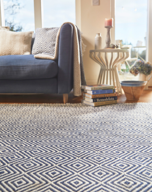 Woven Diamond Indoor/Outdoor Rug Navy - My Mat - Size: 160X230 - image 1