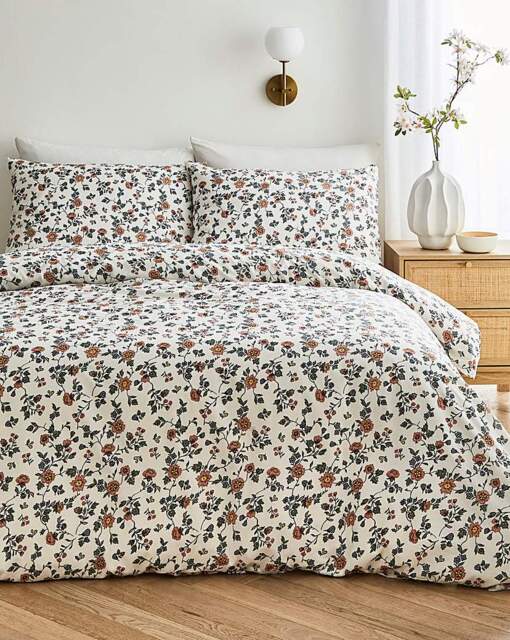Amelie Floral Duvet Cover Set White - JD Williams - Size: SINGLE - image 1