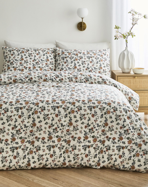 Amelie Floral Duvet Cover Set White - JD Williams - Size: SINGLE - image 1