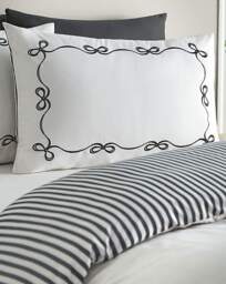 CL Bow Embroidery Duvet Set CRM/BLK Cream/Black - Catherine Lansfield - Size: DOUBLE - thumbnail 3