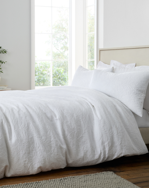 Bianca Fleur Matelasse Duvet Cover Set White - Bianca - Size: DOUBLE - image 1