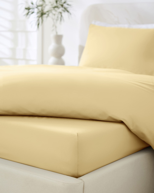 Non Iron Plain Dye 30cm Fitted Sheet Lemon - JD Williams - Size: DOUBLE - image 1