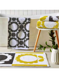 Orla Kiely Scallop Flower Bath Mat - thumbnail 3