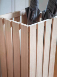 Garden Trading Hambledon Oak Wood Umbrella Stand, Natural - thumbnail 3