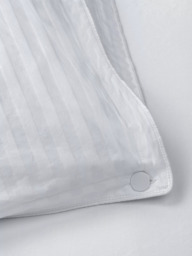 John Lewis The Natural Collection Dual Tog Hungarian Goose Down Duvet, 4.5/10.5 Tog - thumbnail 3
