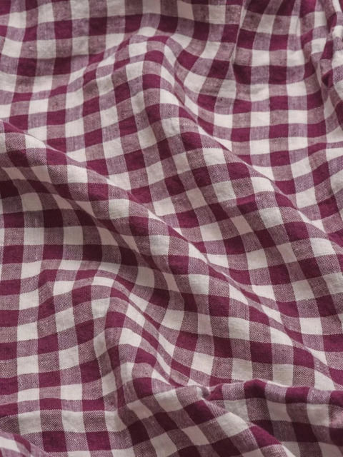 Piglet in Bed Gingham Linen Blend Bedding - image 1