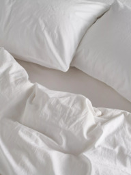 Bedfolk Relaxed Cotton Deep Fitted Sheet - thumbnail 4