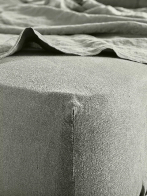 Bedfolk 100% Linen Standard Fitted Sheets - image 1