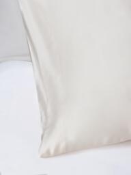 John Lewis Organic Mulberry Silk Standard Pillowcase - thumbnail 5