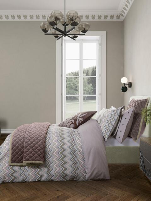 Bedeck of Belfast Claudia Duvet Cover Set, Pink Green - image 1