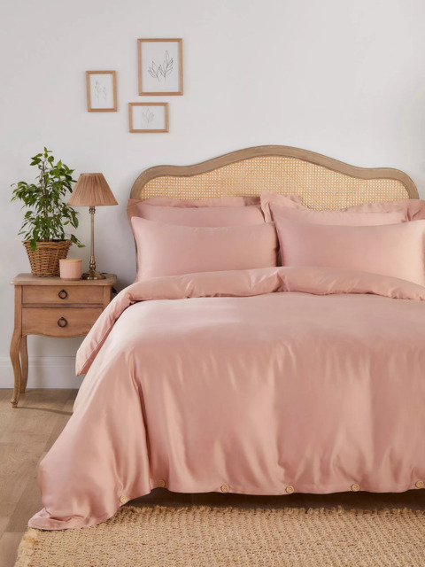 Pretty You Bamboo Bedding Set - image 1