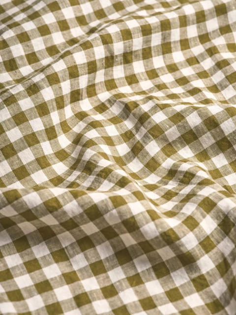 Piglet in Bed Gingham Linen Blend Bedding - image 1