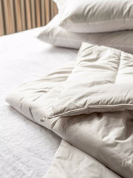 Piglet in Bed Merino Wool Organic Duvet, Warmer Weight - thumbnail 3