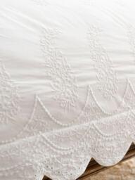 Pottery Barn Heirloom Bedding - thumbnail 4