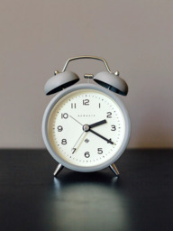 Newgate Clocks Charlie Twin Bell Echo Silent Sweep Analogue Alarm Clock - thumbnail 2
