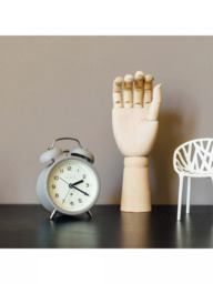 Newgate Clocks Charlie Twin Bell Echo Silent Sweep Analogue Alarm Clock - thumbnail 4
